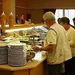 Hotel Pula 풀라