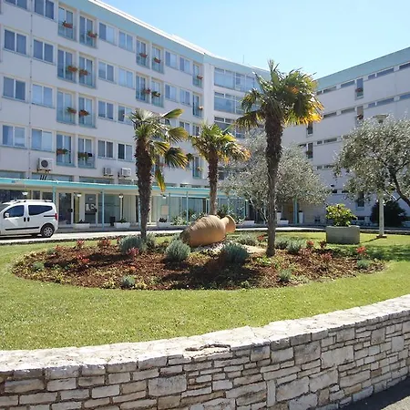 Hotel Pula فندق