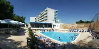 Hotel Pula 풀라
