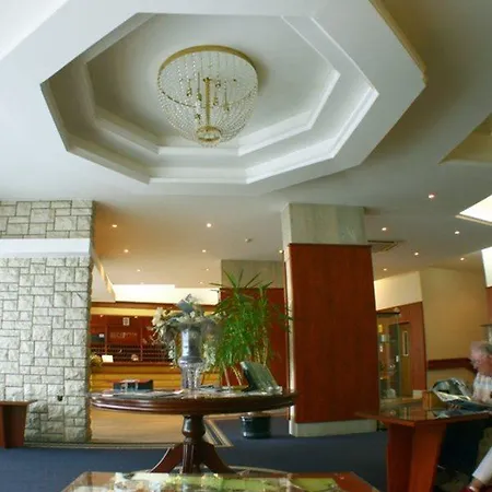 Hotel Pula 풀라