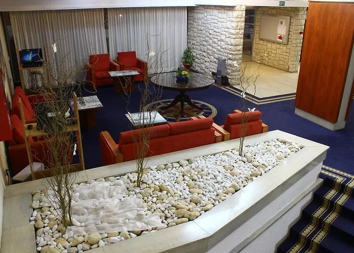 Hotel Pula 3* 풀라