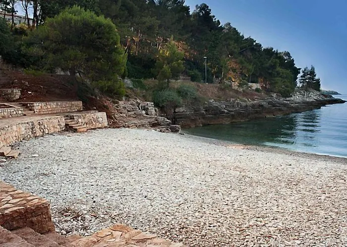 Hotel Pula 호텔 풀라