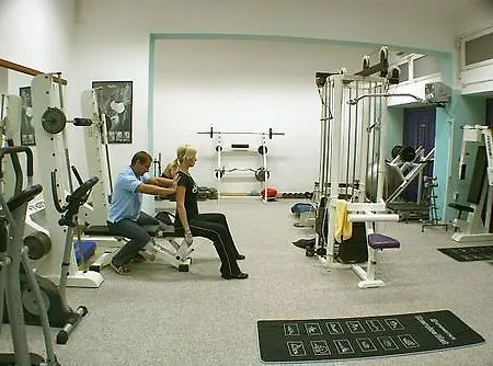 Hotel Pula 3* بولا